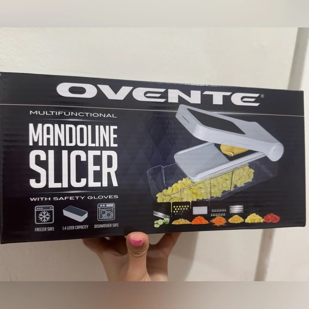 Ovente Multifunctional Mandoline Slicer W. Safety Gloves Vegetable Fruit Cutter